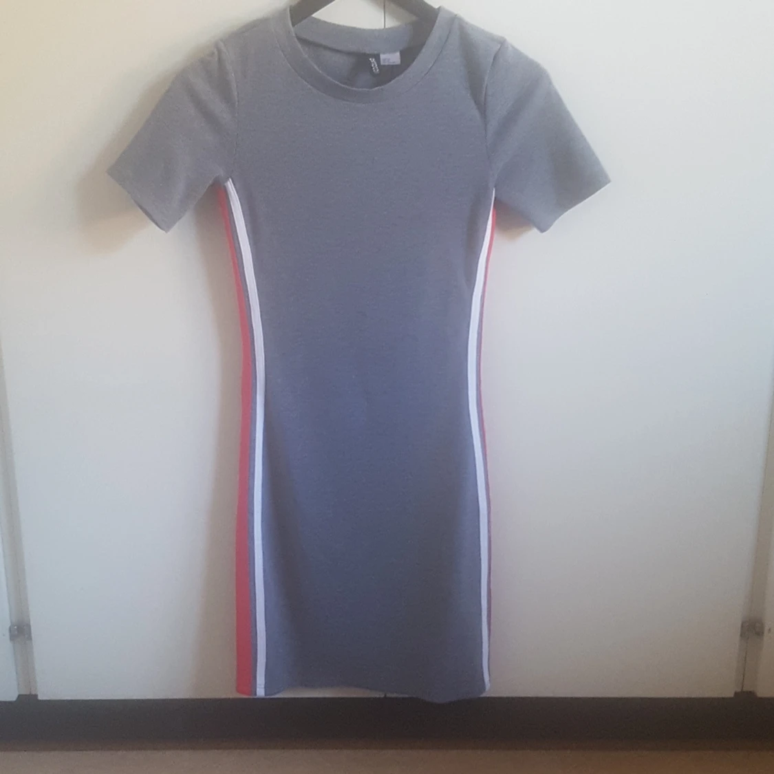 Grå Mini klänning  - 91