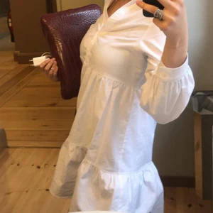 Vit kajorkläning - Vit klänning 