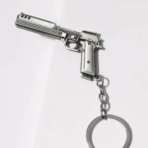 Nyckelring  - Följ oss på TikTok: 7billionstore 