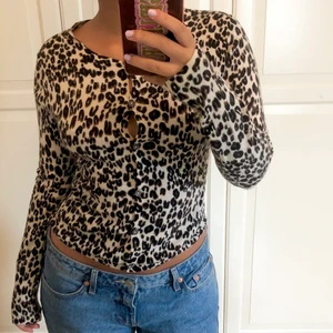 Soft goat kofta - Super fin kofta från soft goat. Knappt använd i superfint skick. Frakt 45kr. Pris går att diskutera 