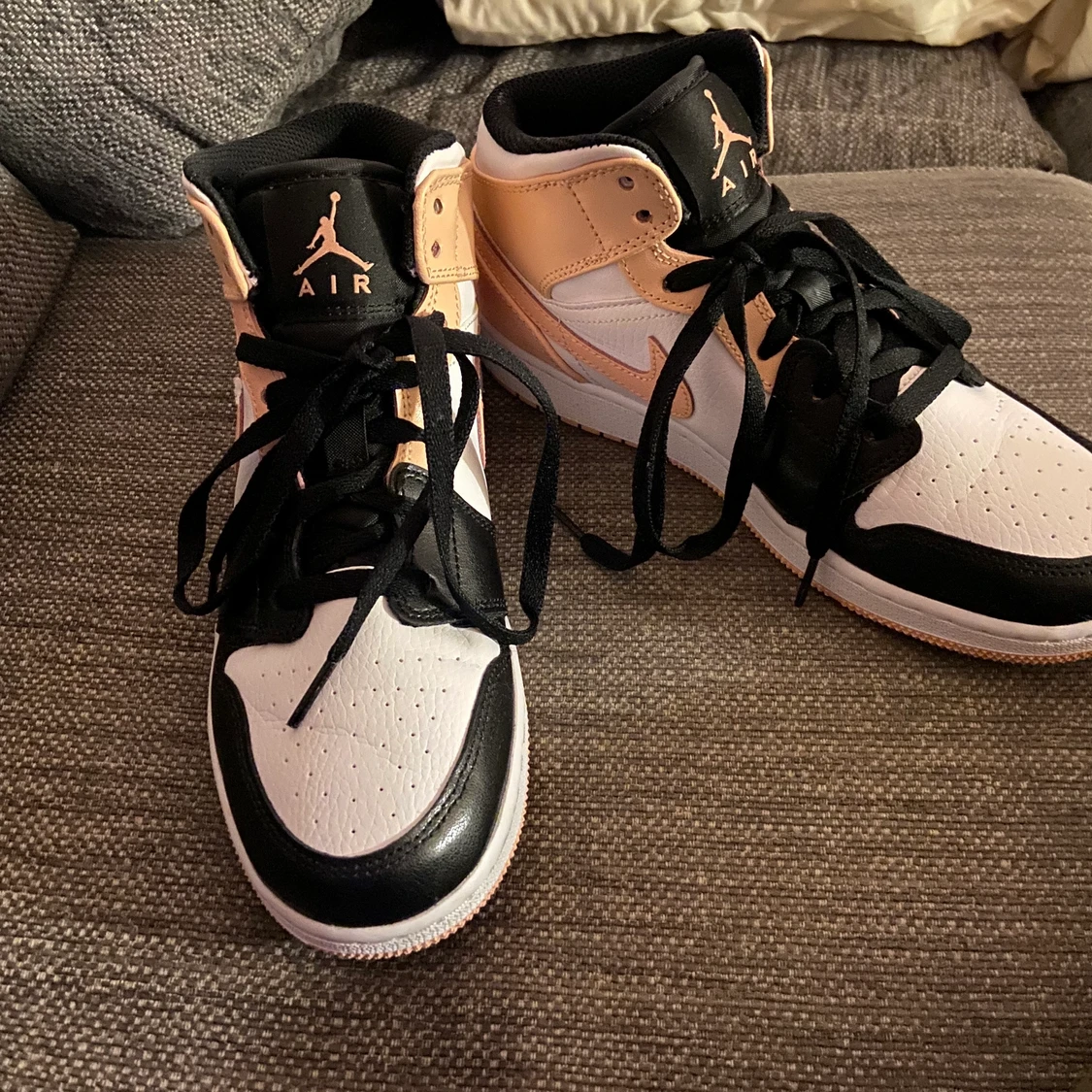 Nike air Jordan 1 mid  - 90