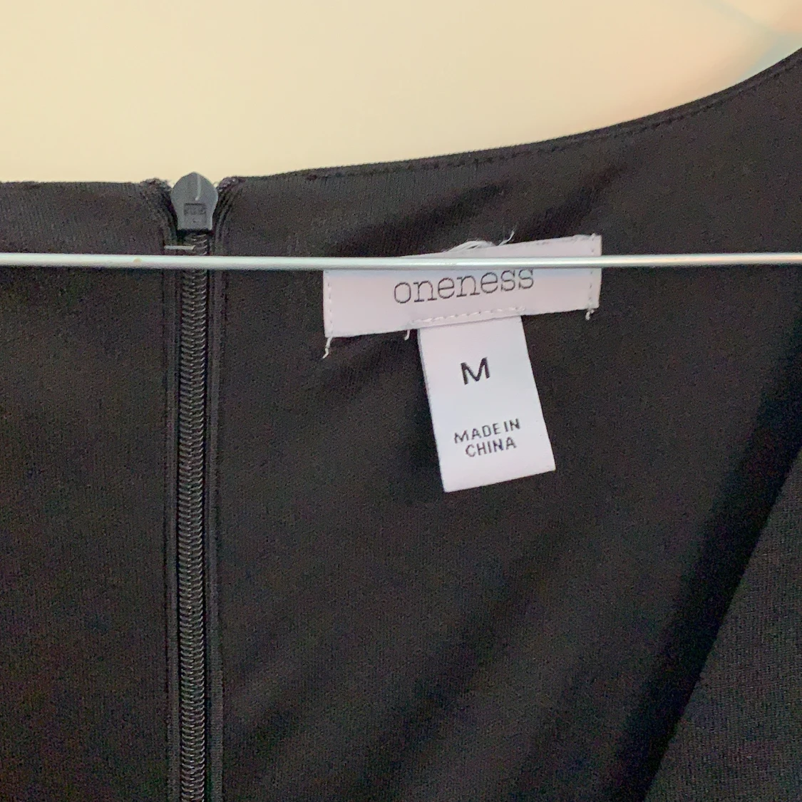 Svart omlottklänning - 90