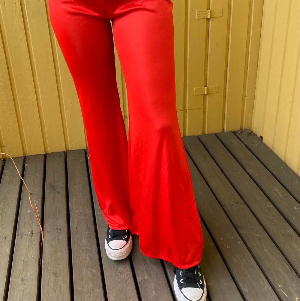 Red - orange party pants . Jeans & Byxor.
