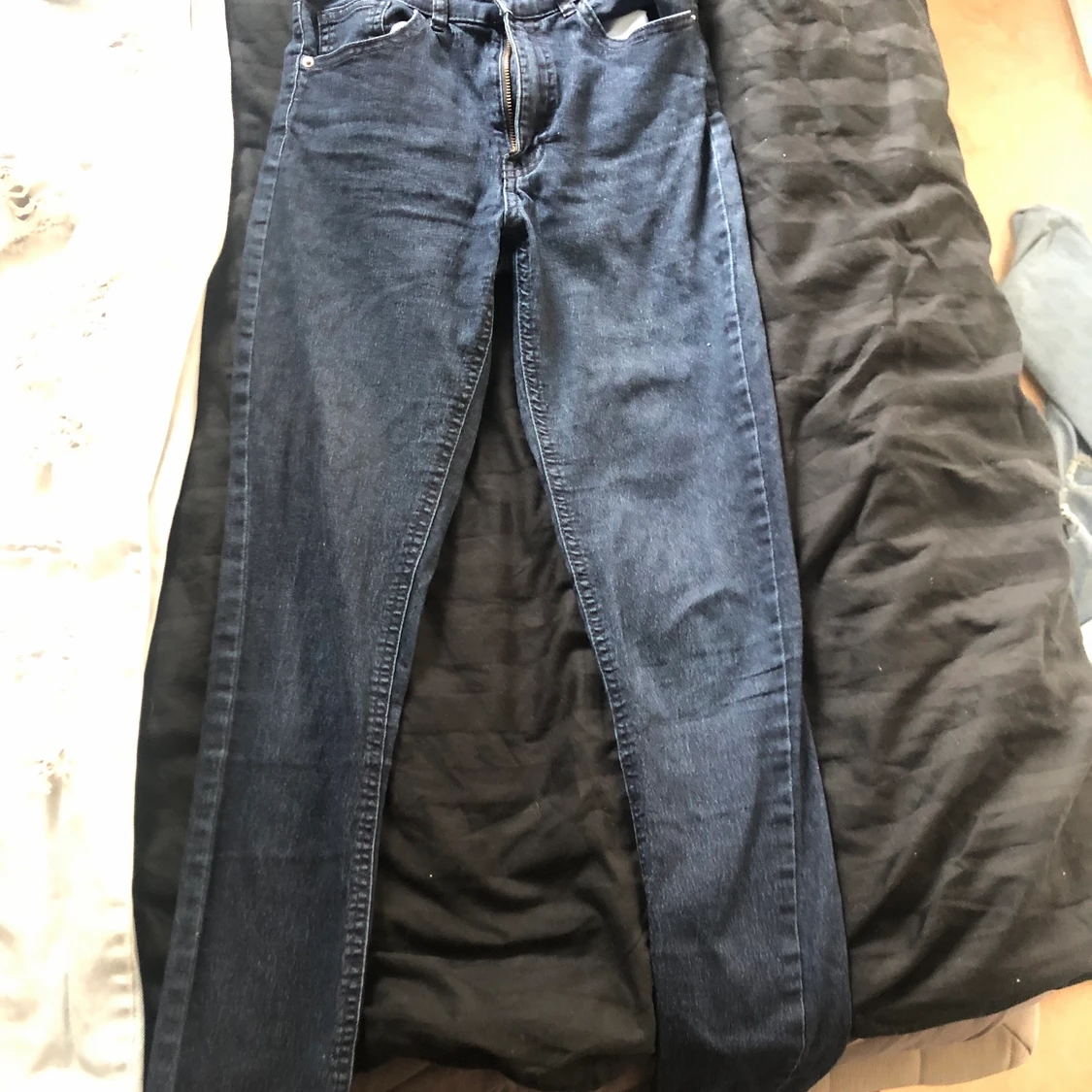 Jeans från bikbok