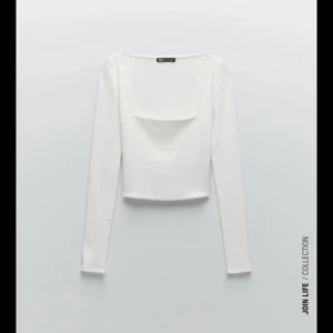 Tröja - Helt ny topp från zara som endast är provad! 🤍