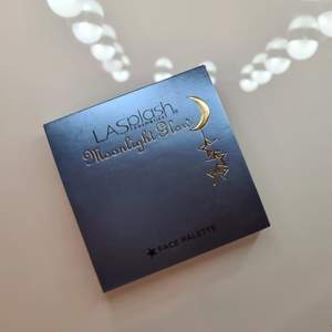 LASplash cosmetic, Moonlight Glow face palette 💫 Aldrig använt. 80 sek + frakt 🤎