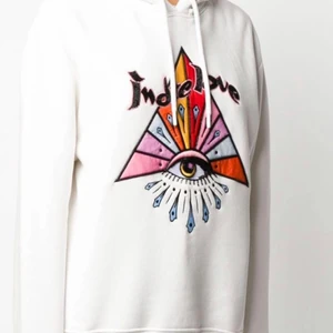 Skitcool hoodie SANDRO! - Säljer denna sååå snygga hoodie från sandro använd ett fåtal gånger och i mycket bra skicka! (Nypris cirka 3000)💓💓💓💓