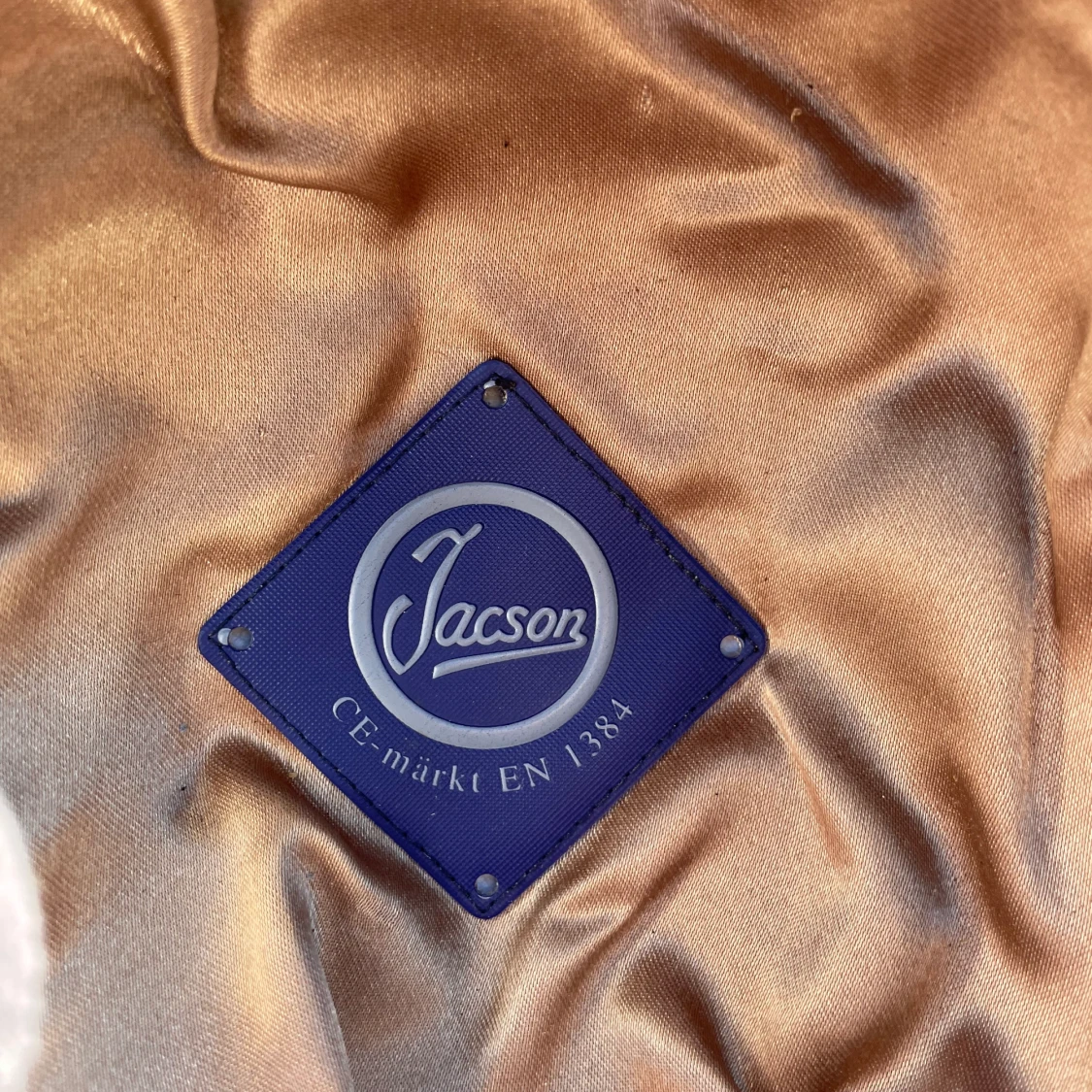 Ridhjälm Jacson - 90