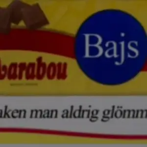 köpte denna unika marabou smak i schweiz år 1970. Oöppnad. utgångsdatum: 1/1/1972, men smaken borde sitta kvar. Kom med bud