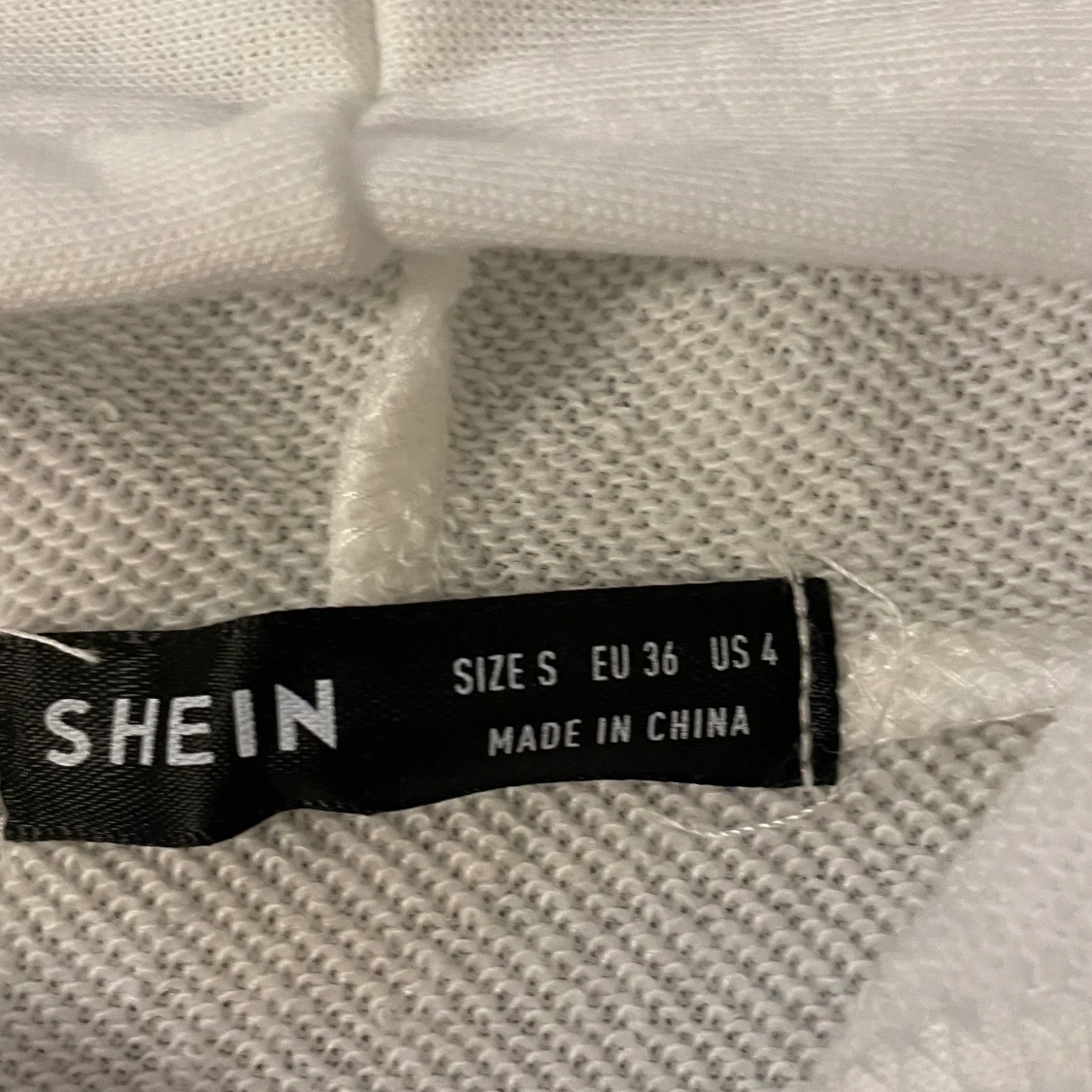 Kort hoodie från Shein - 91