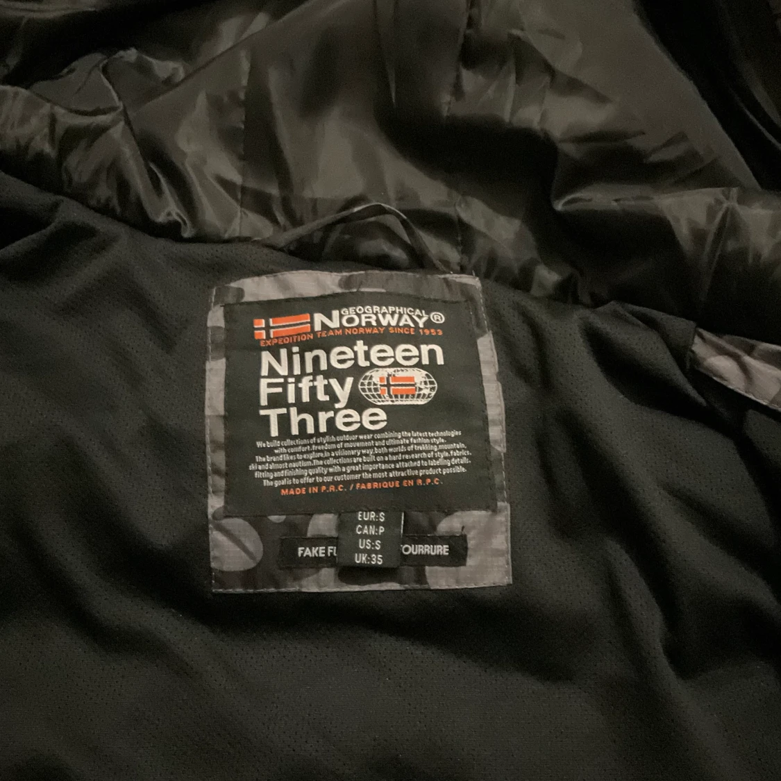 Winter jacket. Size: S - 90