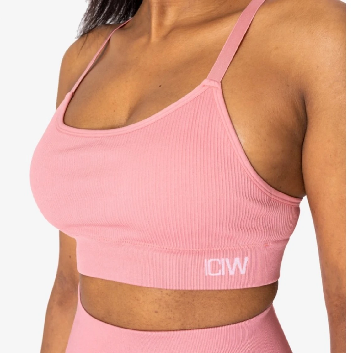 ICANIWILL sport bh i färgen Dusty Rose