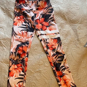 Stronger tights - Ett par snygga stronger tights i storlek S!!