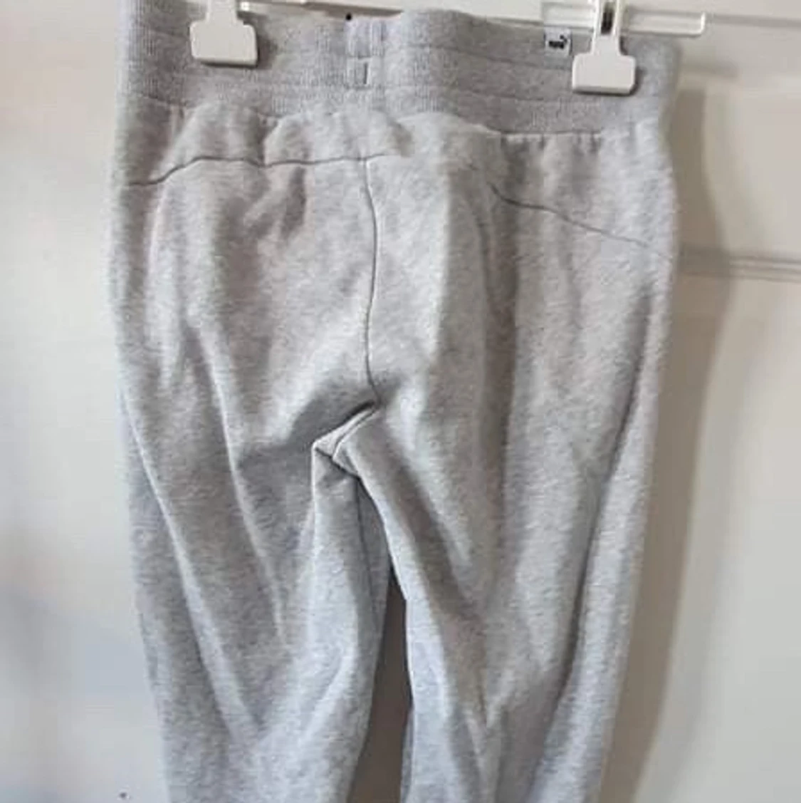 Gråa puma mjukis byxor  - 90