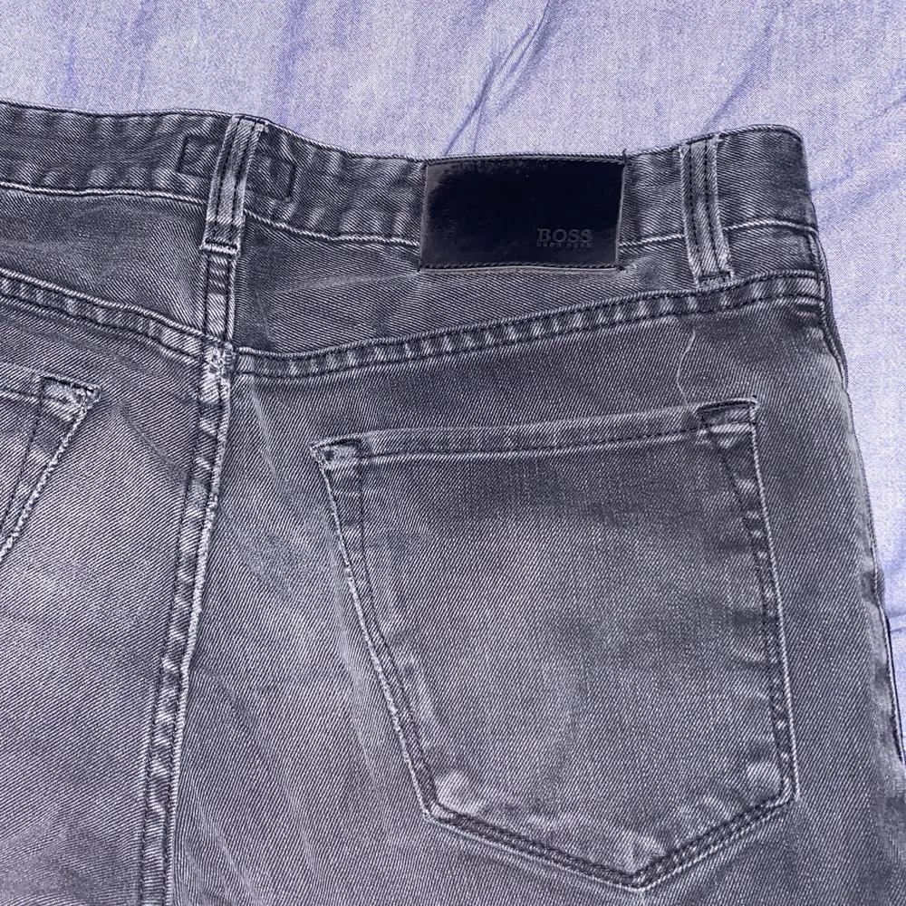Hugo boss jeans, välanvända men inga defekter! . Jeans & Byxor.
