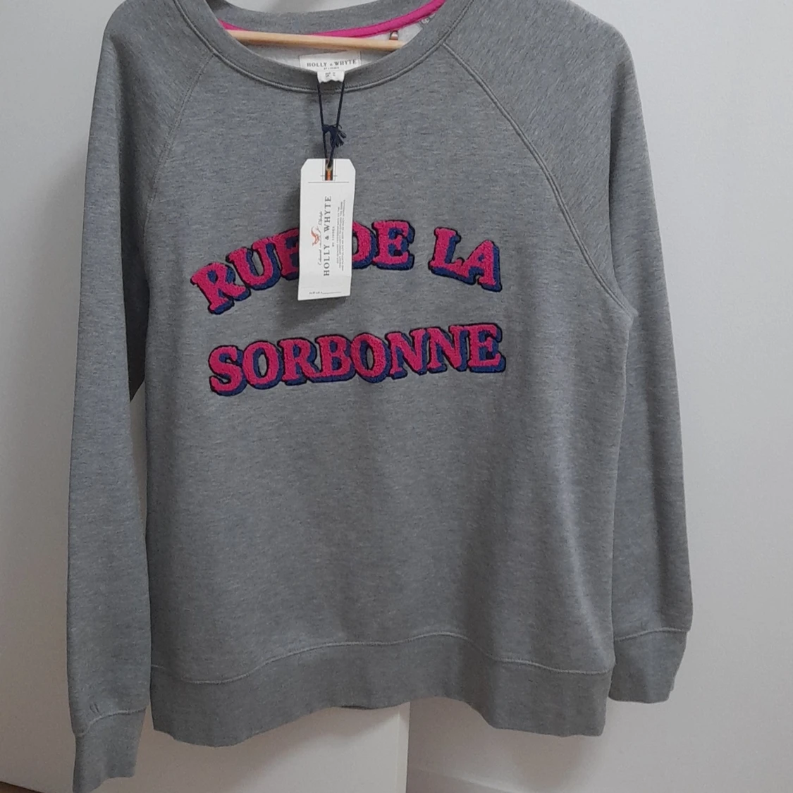 Holly white, size M, sweatshirt fleece