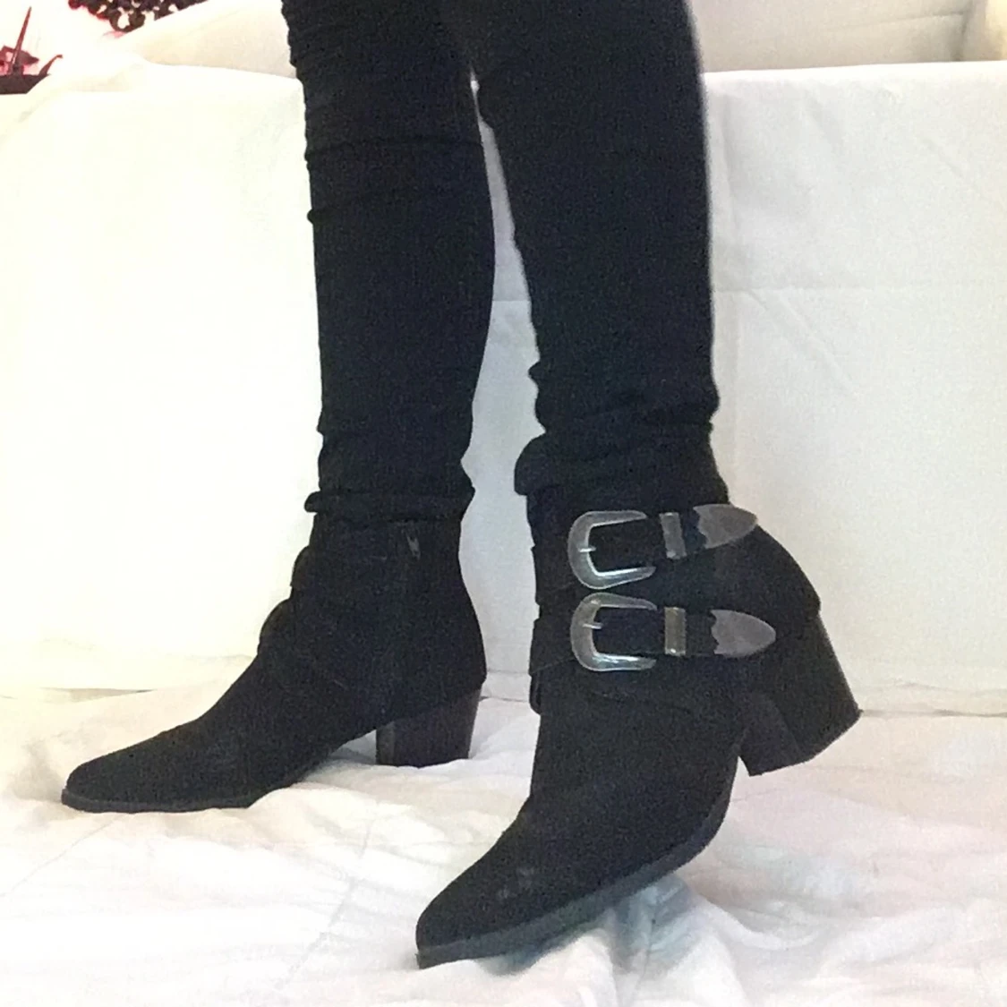 Svarta skor storlek 39