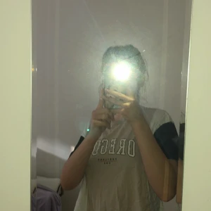 Storlek:xs men passar s  - En h&m t-shirt som jag älskat men tröttnat på