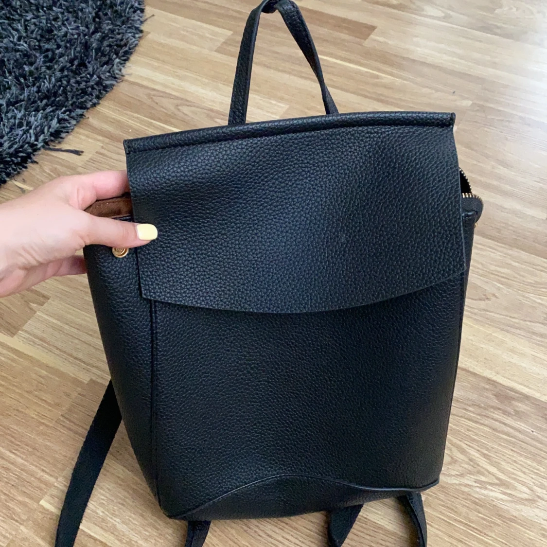 Svart ryggsäck/väska 