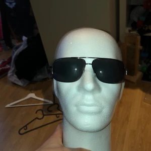 Solglasögon  - Inget fel på dem, aldrig använda. Köparen står för frakt, betalning sker på swish 