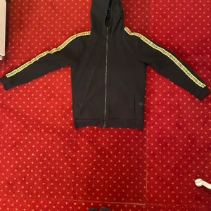 Ashes to dust zip up - sparsamt använd