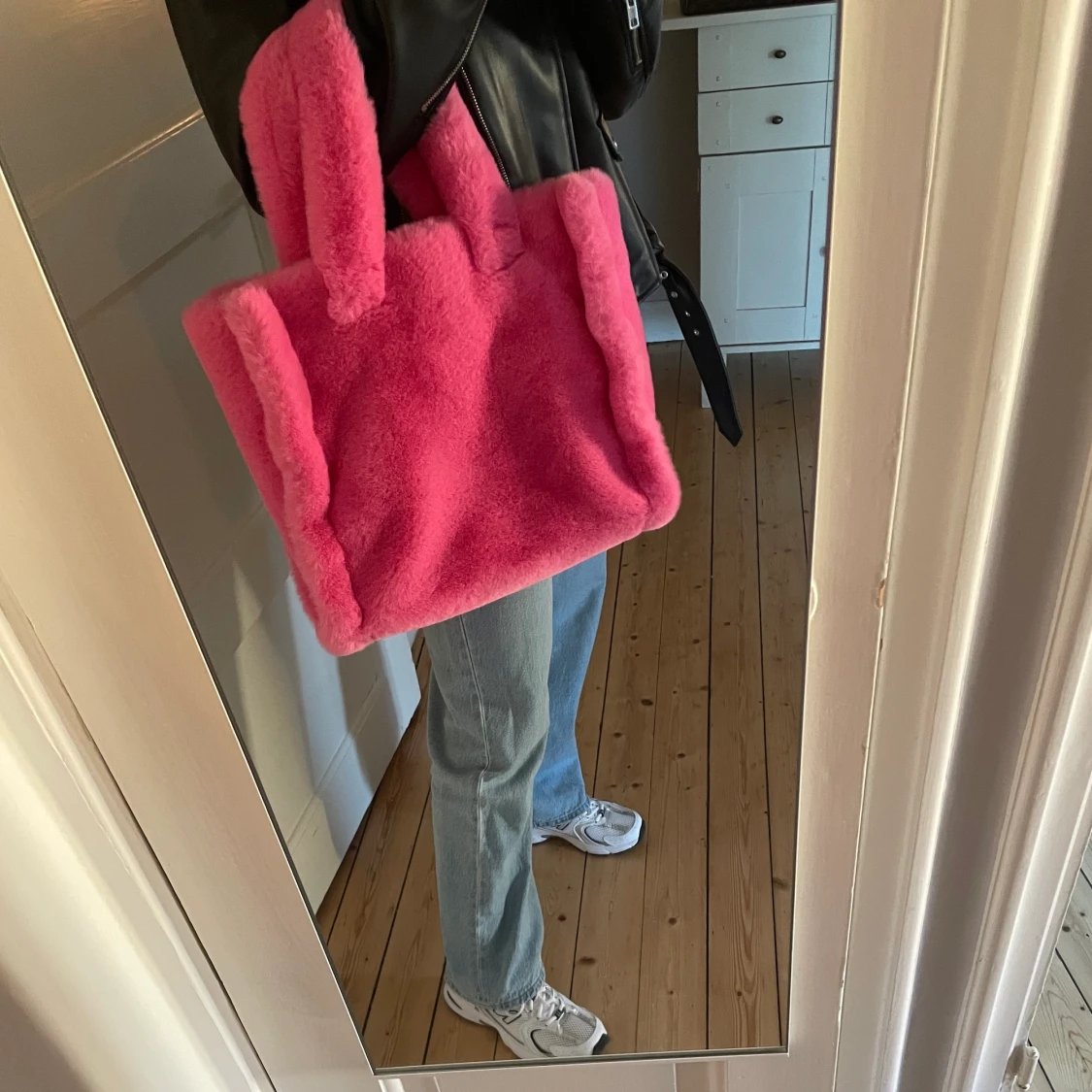 Stand Studio Liz fur tote 