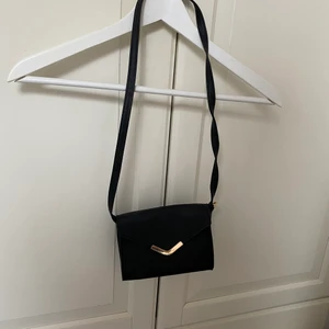 Svart väsk  - Aldrig använd ö