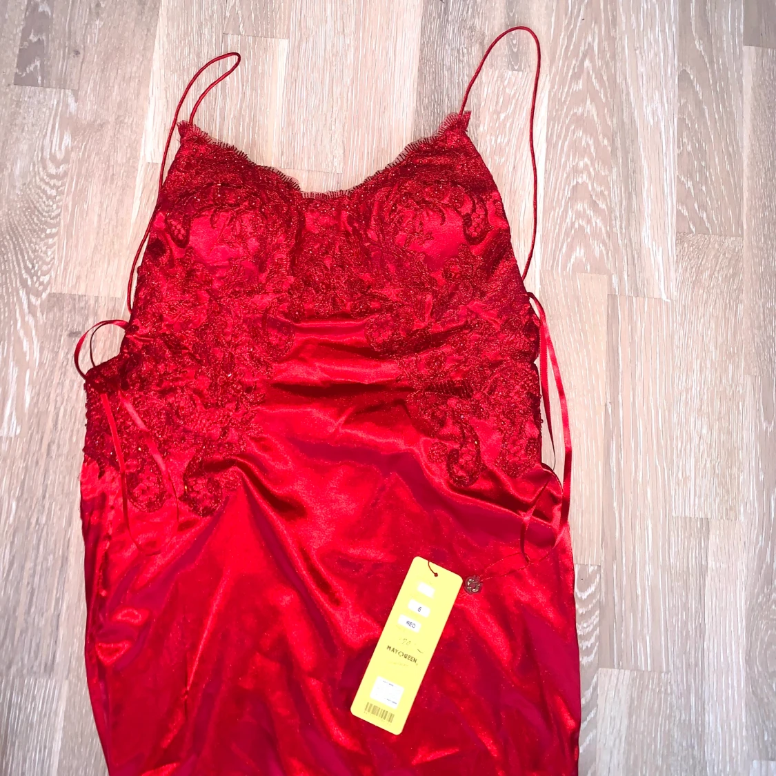 Röd balklänning i satin - 90