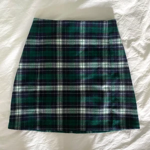 brandy kjol! - jättefin kjol från brandy melville tyvärr för liten för mig🥲🥲