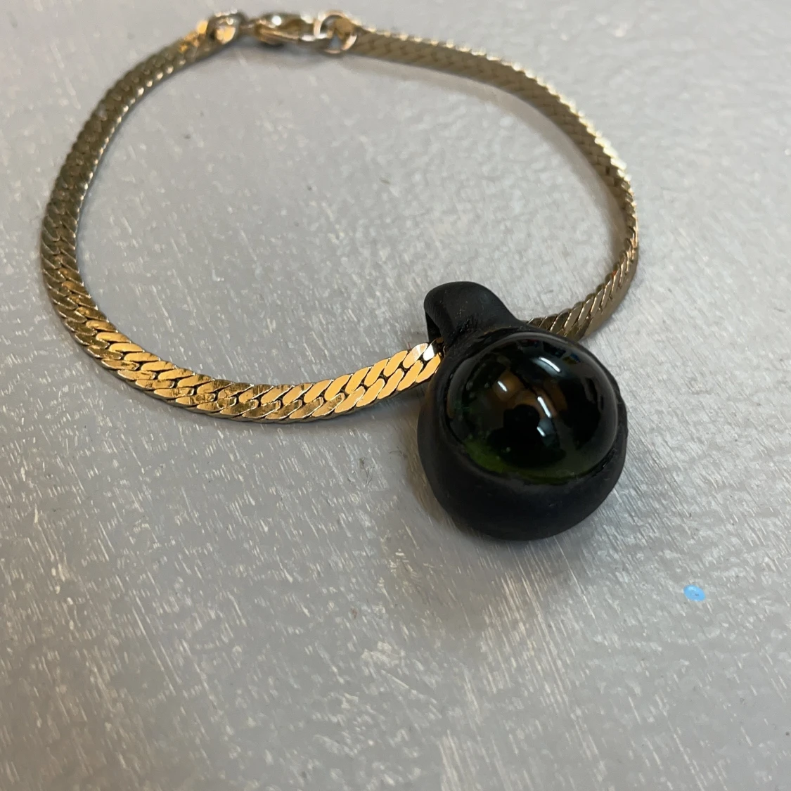 Guldpläterad armband med glasberlock  - 90