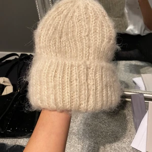 Mössa - Mössa från hm i en fin beige nyans