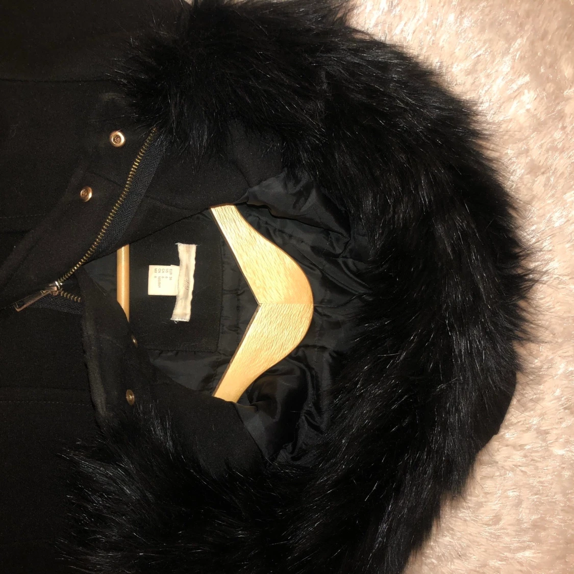 Svart Kappa/Jacka  - 91