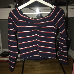 Tröja - Tröja från bikbok, storlek s. 