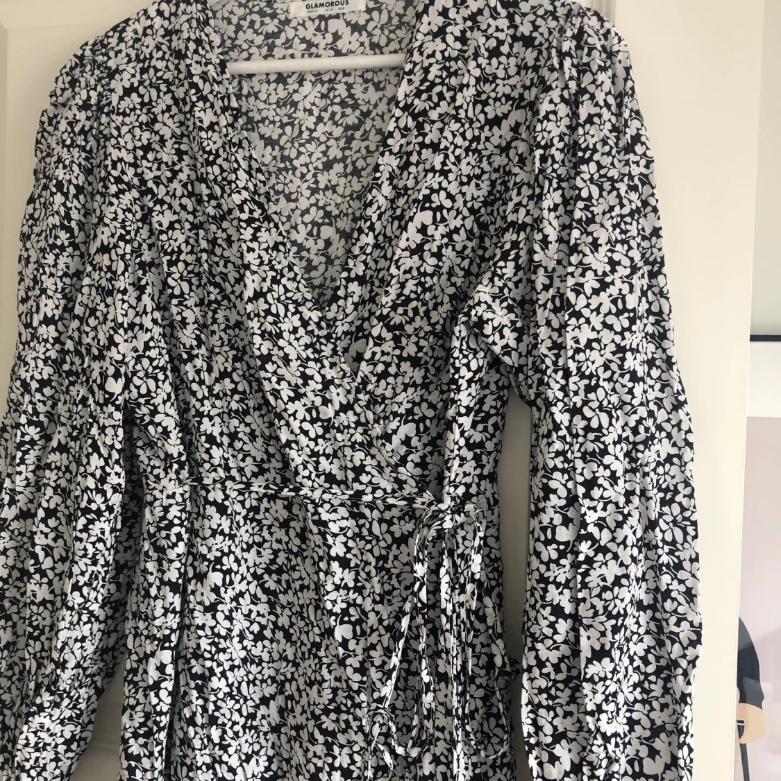 Klänning från glamorous i storlek 40