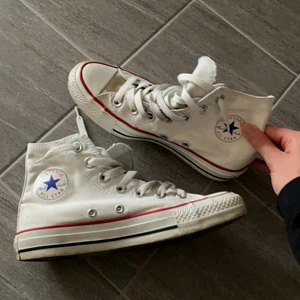 Skor - Säljer mina jättesnygga converse! Säljer vid bra bud!