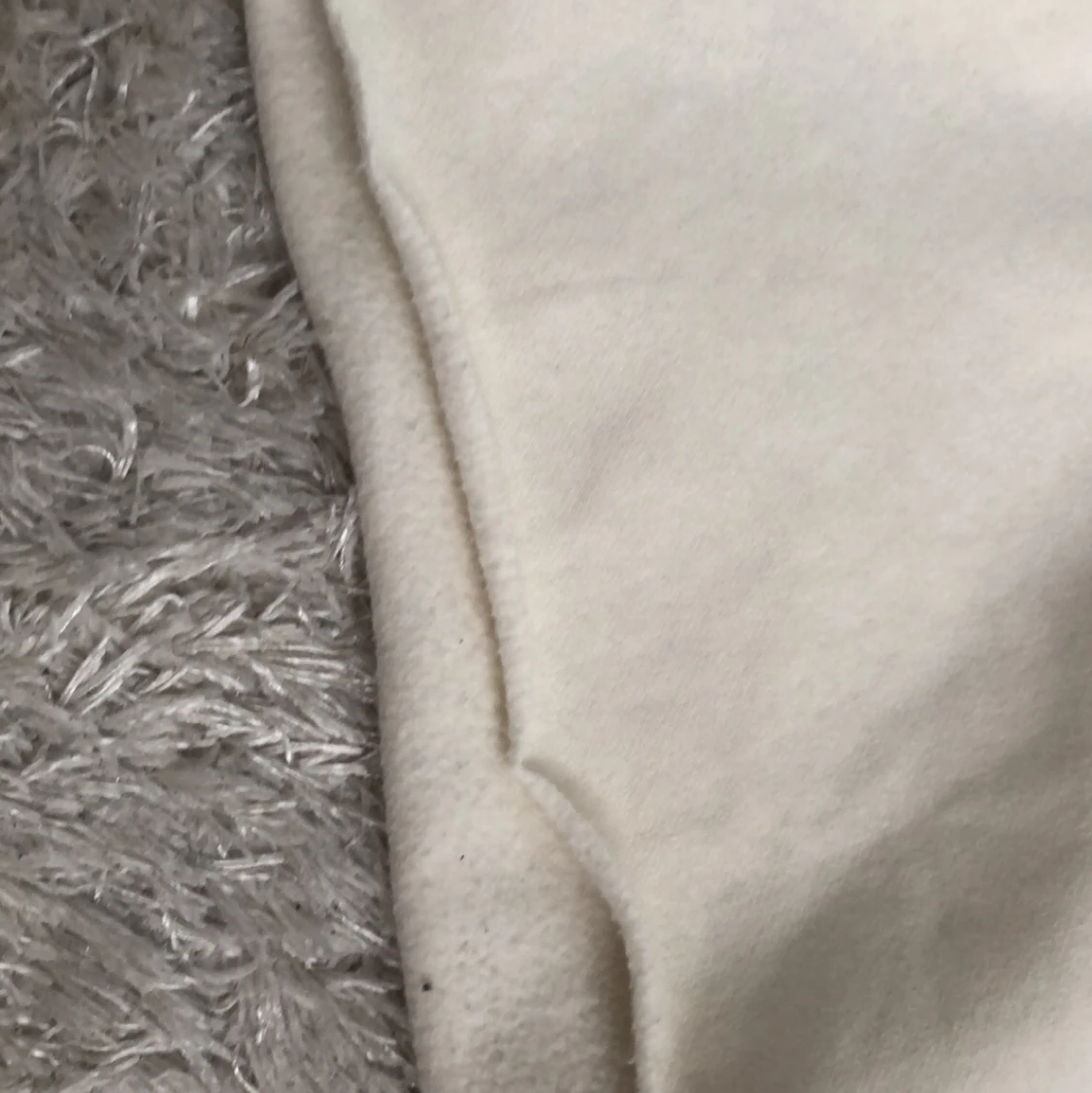 beige sweatshirt - 91