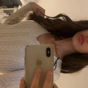 Stickad tröja från H&M 🤍 - En fin basic stickad tröja från H&M i storlek XS, frakt tillkommer! 🤍