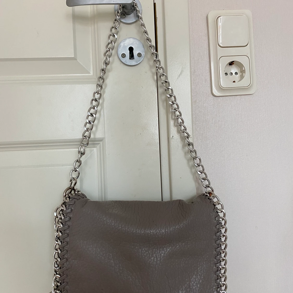 Väska med kedja