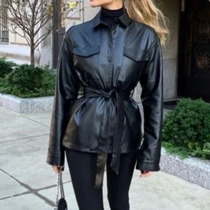 Pu jacka - Lånade bilder!! Frakt tillkommer💜