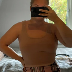 Linne  - Jättefint linne från shein som inte kommit till användning, köpare står för frakt💕