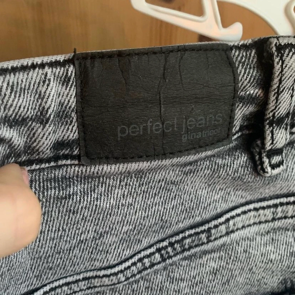 Gina tricot jeans - 90