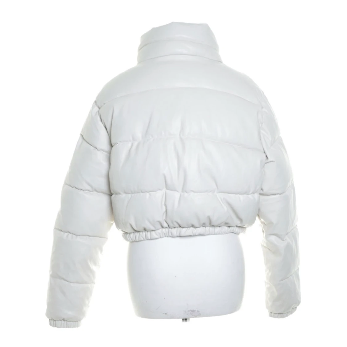 Bershka puffer jacket S - 90