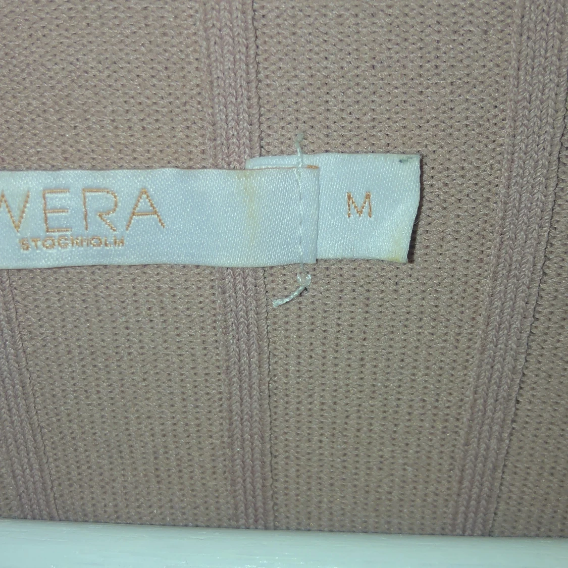 En tjock ribbad blus