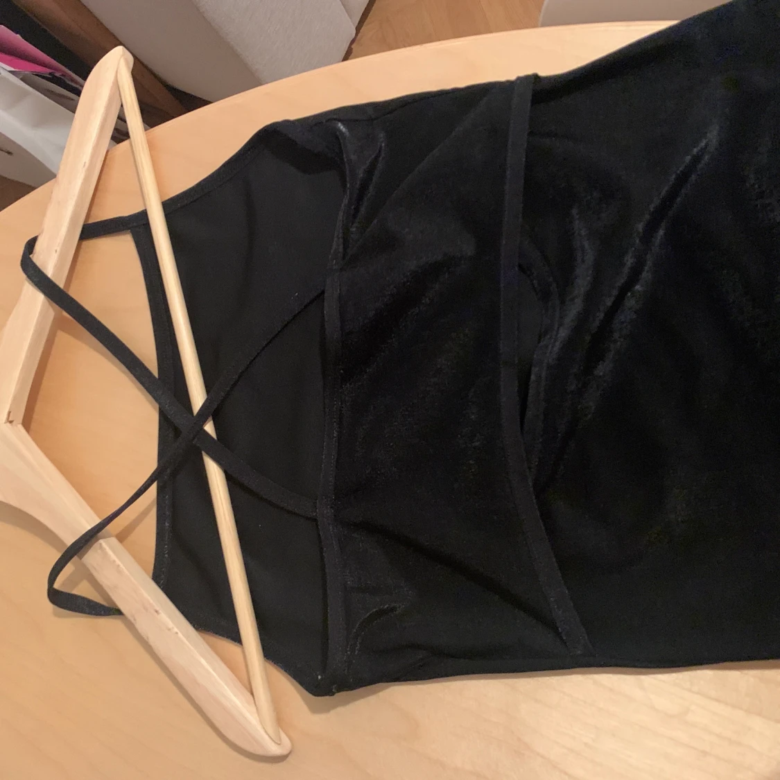 Skimrande tajt långklänning - 91