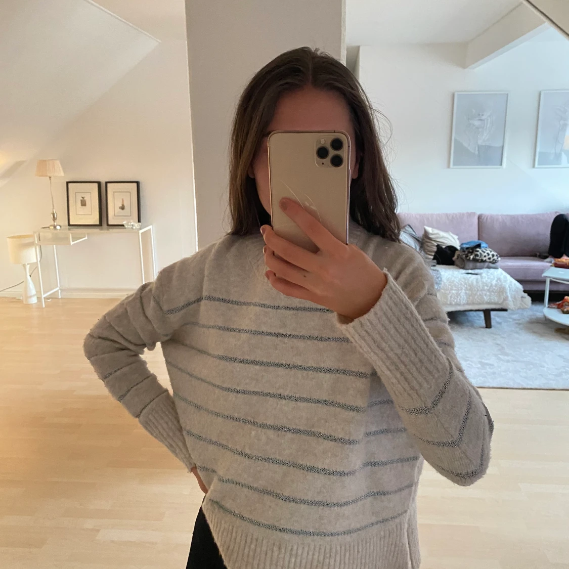 Jättefin stickad tröja