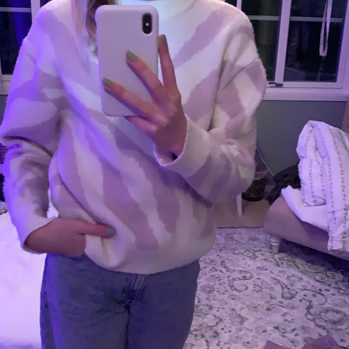 Lila vit zebra tröja - 91