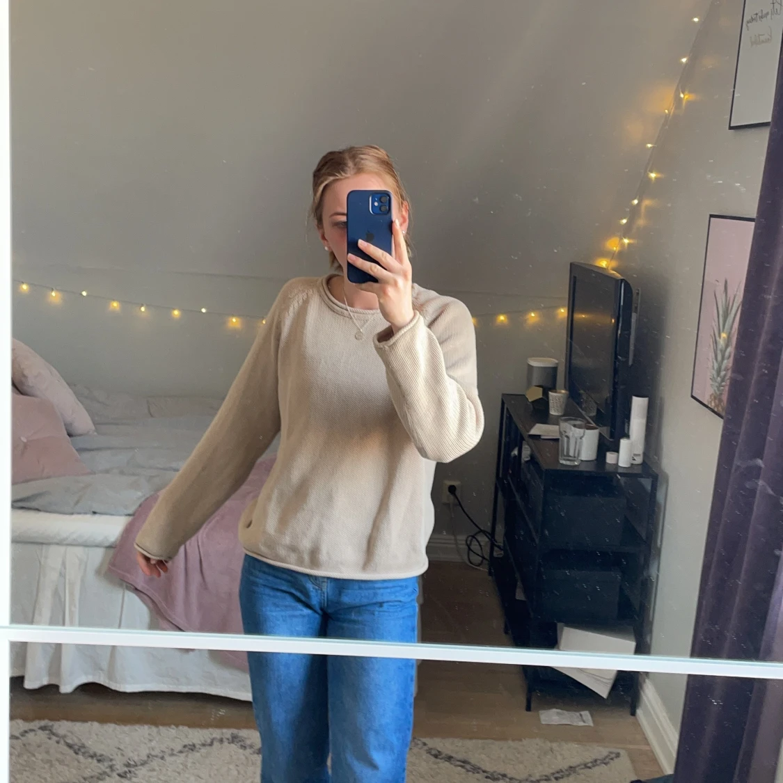 Beige stickad tröja