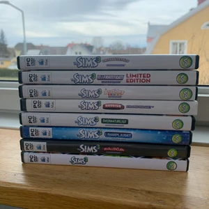 Sims 3 till PC paketpris - Säljer dessa simsspel till PC som ett paket. Alla funkar som dom ska och är i fint skick, har antingen varit i datorn eller i sitt fodral. 