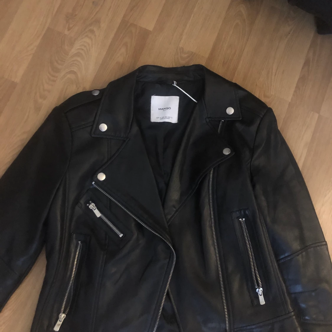 Skinnjacka mango  - 90