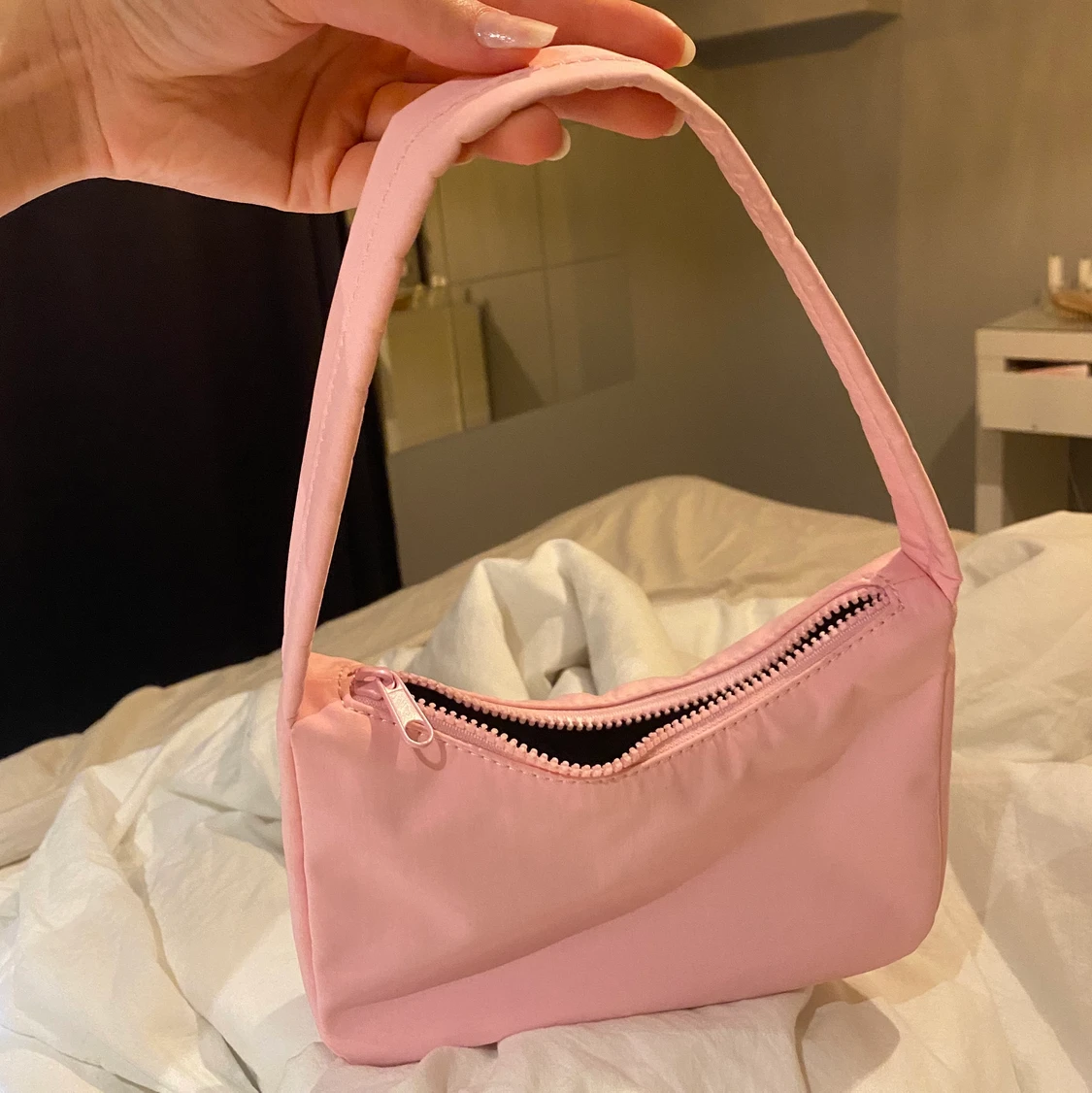 Rosa väska  - 90